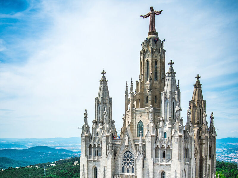 Comfort İspanya & Endülüs Turu PEGASUS Hava Yolları ile 7 Gece Ekstra Turlar Dahil MAD-BCN 2026 Dönemi