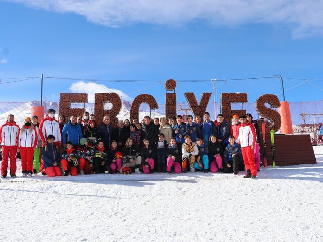 Sömestir Özel Kapadokya & Erciyes Kayak Turu 2027 | 2 Gün Erciyes + 2 Gece World Cave Otel