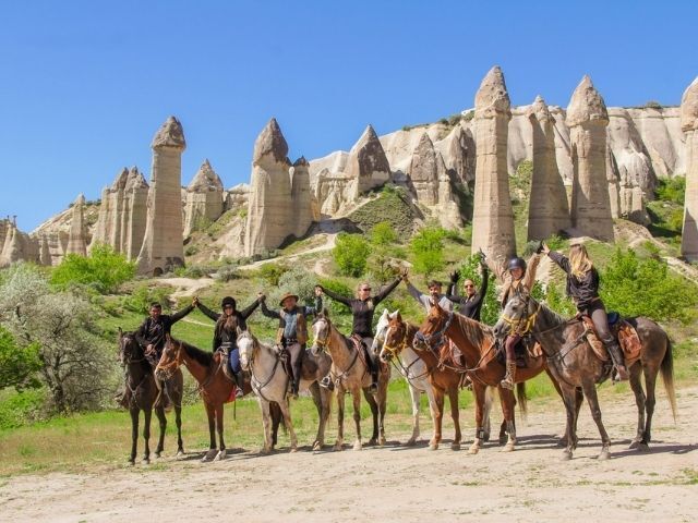 Kapadokya Turu | 1 Gece Otel Konaklamalı |  İstanbul Çıkışlı