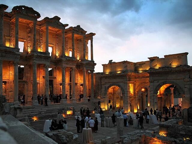 Kurban Bayramı Özel Alaçatı Çeşme Şirince Efes Turu 1 Gece Hotel Konaklamalı